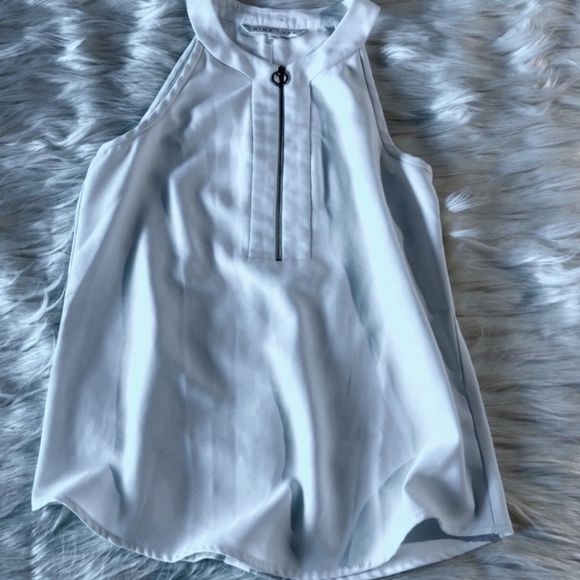 Trina Turk Halter in White sz Small - Picture 7 of 11